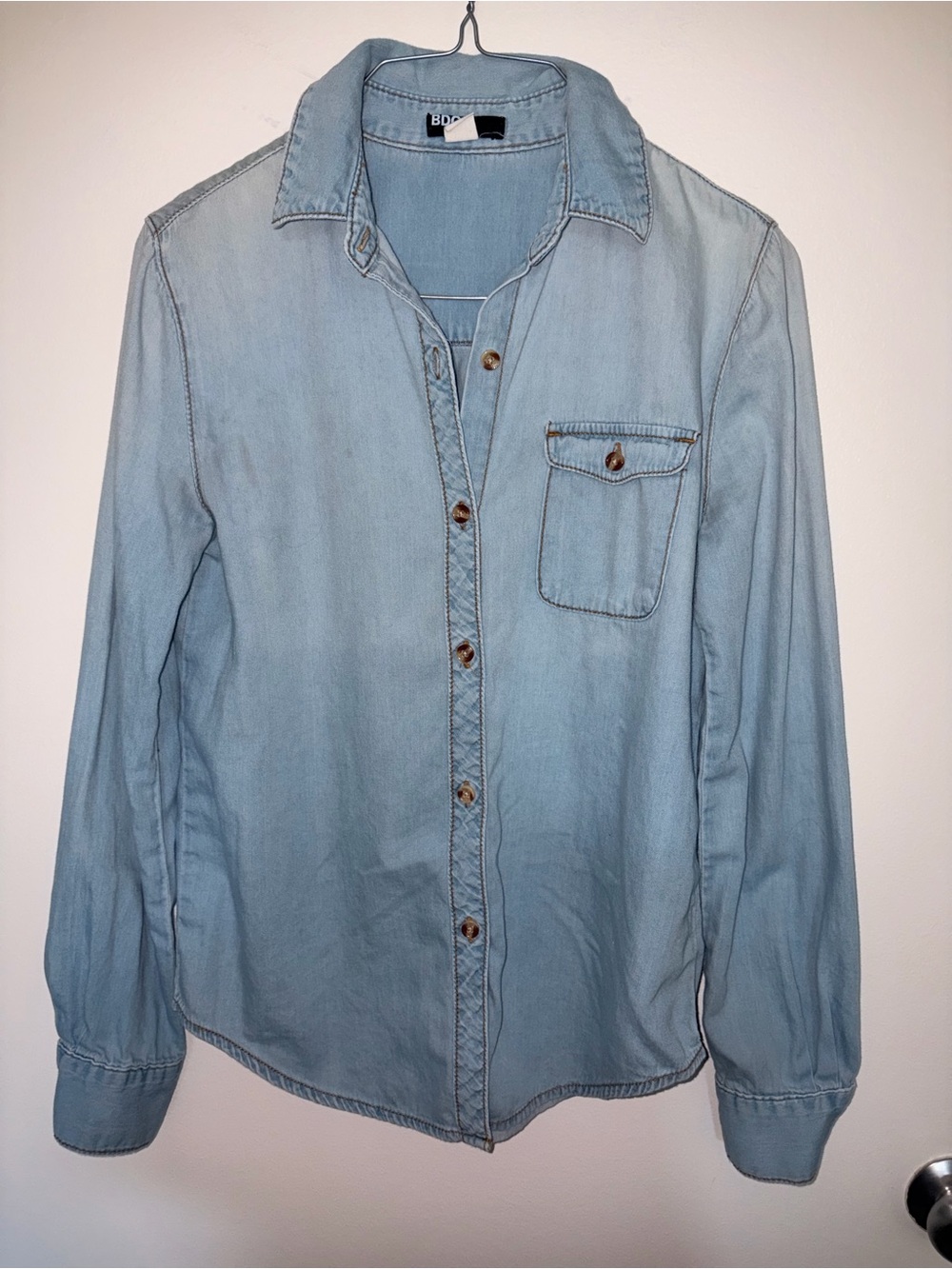 Urban Outfitters BDG Light Blue 100% Cotton Denim Button-Up Shirt Women’s